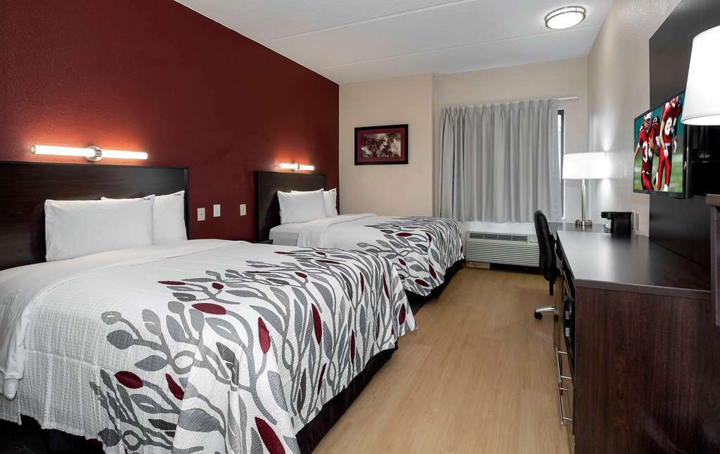 Red Roof Inn Plus Raleigh Downtown Ncsu Conv Center Habitación foto